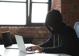 How to recognise and combat computer takeover scams